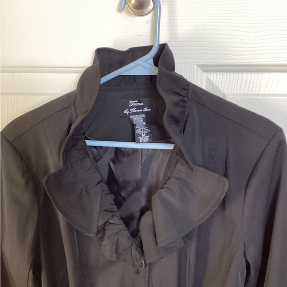 Trenz like new jacket. - Picture 2 of 3